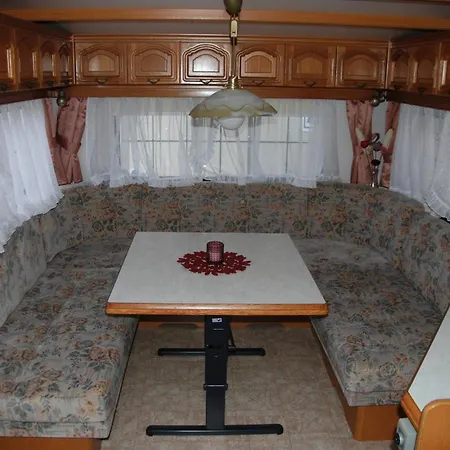 Kemp Weinberg-panorama- Mobilhome - Wohnwagen Sankt Andra-Hoch