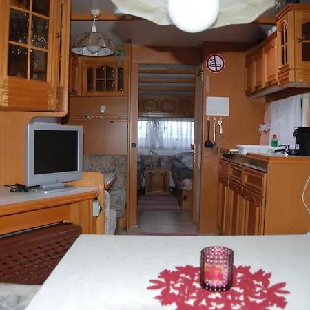 Camping Weinberg-panorama-camper