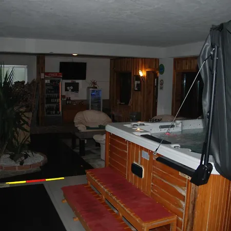 Kemp Weinberg-panorama- Mobilhome - Wohnwagen *