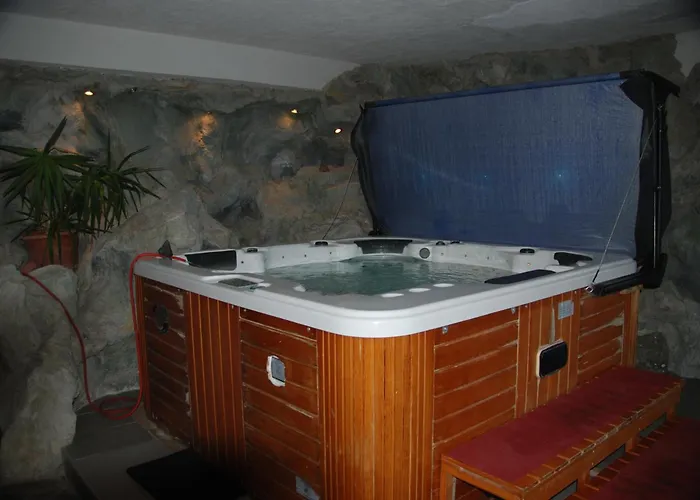 Weinberg-panorama-camper * Sankt Andra-Hoch